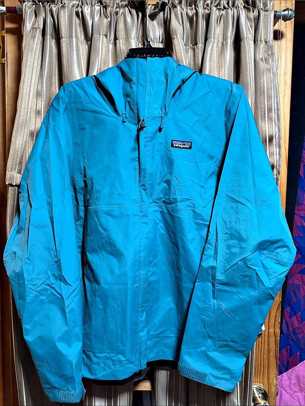Patagonia Torrentshell Blue/green  Nylon Jacket Size Medium